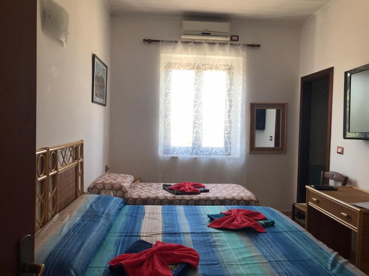 Bed and Breakfast Casa Elvira à Isola di Capo Rizzuto Extérieur photo